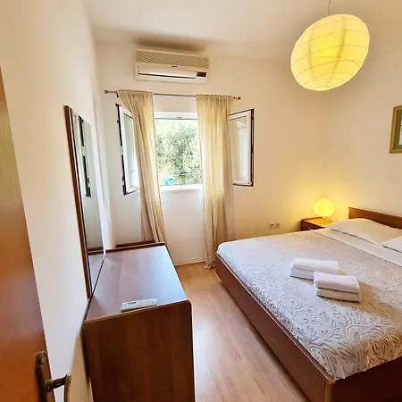 Apartment Damjanka Orebić